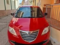 Usata Lancia Ypsilon 85 CV (62 kW) 2015 Rosso Utilitaria