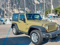 Usata Jeep Wrangler Sport 177 CV (130 kW) 2014 Verde SUV