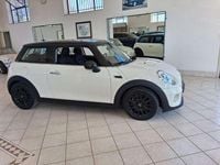 Usata Mini Cooper D Hype 116 CV (85 kW) 2017 Beige Utilitaria