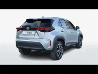 Usata Toyota Yaris Hybrid Lounge 116 CV (85 kW) 2022 Grigio chiaro SUV
