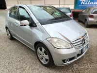 Usata Mercedes A160 Avantgarde 82 CV (60 kW) 2011 Grigio Utilitaria