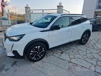 Usata Peugeot 2008 Allure 131 CV (96 kW) 2022 Bianco SUV