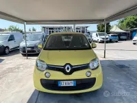 Usata Renault Twingo SE 69 CV (50 kW) 2015 Giallo Utilitaria
