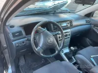 Usata Toyota Corolla 90 CV (66 kW) 2004 Berlina