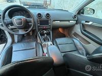 Begagnad Audi A3 2009 Svart Halvkombi