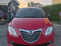 Usata Lancia Ypsilon 85 CV (62 kW) 2014 Rosso Utilitaria