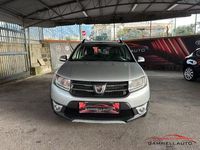 Usata Dacia Sandero Stepway 90 CV (66 kW) 2014 Argento Berlina