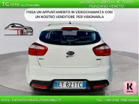 Usado Kia Rio 75 HP (55 kW) 2014 Branco Sedan