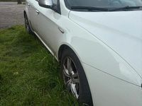 Usata Alfa Romeo 159 120 CV (88 kW) 2011 Bianco Berlina