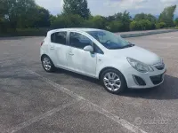 Usata Opel Corsa 75 CV (55 kW) 2012 Bianco Utilitaria