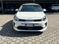 Usata Kia Rio Style 85 CV (62 kW) 2022 Bianco Berlina