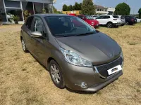 Usata Peugeot 208 Active 82 CV (60 kW) 2015 Grigio Utilitaria
