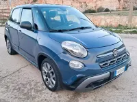Begagnad Fiat 500L Cross 120 HK (88 kW) 2018 Blå Minibuss