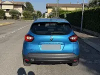 Usata Renault Captur 90 CV (66 kW) 2014 Bluazzurro SUV