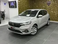 Usata Dacia Sandero 91 CV (66 kW) 2022 Grigio Utilitaria