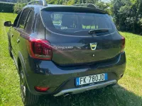 Usata Dacia Sandero Stepway 90 CV (66 kW) 2017 Grigio Berlina