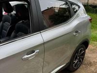 Usata MG ZS Luxury 111 CV (81 kW) 2023 Argento SUV