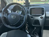 Usata Toyota Aygo 69 CV (50 kW) 2017 Grigio Utilitaria