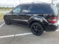 Usata Mercedes ML350 Premium 272 CV (200 kW) 2008 Nero SUV