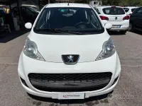 Usata Peugeot 107 68 CV (50 kW) 2013 Bianco Utilitaria