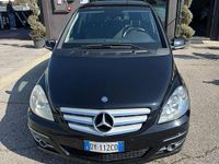 Usata Mercedes B200 140 CV (102 kW) 2009 Nero Monovolume