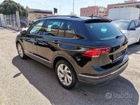 Gebraucht VW Tiguan Life 150 PS (110 kW) 2021 Schwarz SUV