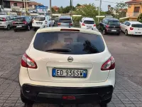 Używany Nissan Qashqai N-TEC 110 KM (80 kW) 2012 Biały SUV