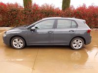 Gebraucht VW Golf VIII 150 PS (110 kW) 2022 Grau Limousine