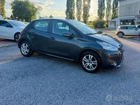 Usata Peugeot 208 Access 82 CV (60 kW) 2013 Grigio Utilitaria
