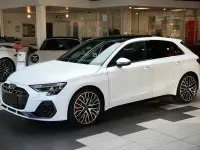 Usata Audi S3 333 CV (244 kW) 2025 Bianco pastello Berlina