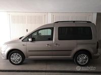 Usata VW Caddy Advance 102 CV (75 kW) 2019 Grigio Monovolume