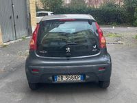 Usata Peugeot 107 68 CV (50 kW) 2008 Grigio Utilitaria