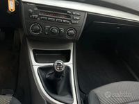 Usata BMW 118 122 CV (89 kW) 2006 Grigio Utilitaria