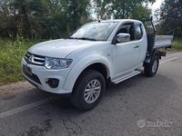 Usata Mitsubishi L200 178 CV (130 kW) 2015 Bianco Pick-up