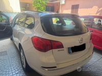 Usata Opel Astra 110 CV (80 kW) 2013 Station wagon