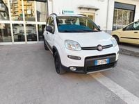 Usata Fiat Panda 4x4 S 95 CV (69 kW) 2017 Bianco Utilitaria