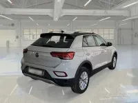 Usata VW T-Roc Life 150 CV (110 kW) 2022 Grigio SUV