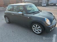 Usata Mini Cooper 122 CV (89 kW) 2005 Grigio Utilitaria