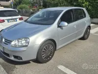 Usata VW Golf V 102 CV (75 kW) 2007 Berlina