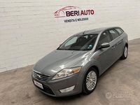 Begagnad Ford Mondeo Titanium 140 HK (102 kW) 2010 Grå Kombi