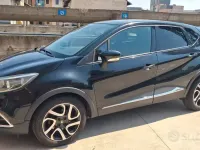 Usata Renault Captur Iconic 90 CV (66 kW) 2015 Nero SUV