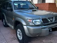 Usata Nissan Patrol 158 CV (116 kW) 2000 Marrone SUV
