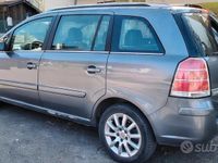 Usata Opel Zafira 94 CV (69 kW) 2006 Grigio Monovolume