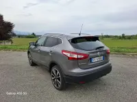 Usata Nissan Qashqai N-Connecta 131 CV (96 kW) 2016 Grigio SUV