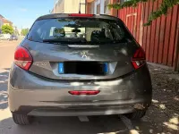 Usata Peugeot 208 Allure 75 CV (55 kW) 2017 Grigio Utilitaria