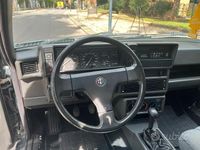 Usata Alfa Romeo 75 120 CV (88 kW) 1988 Grigio Berlina