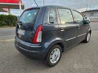 Usata Lancia Musa S 95 CV (69 kW) 2010 Grigio Monovolume