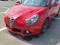 Usata Alfa Romeo Giulietta Distinctive 120 CV (88 kW) 2015 Rosso Utilitaria