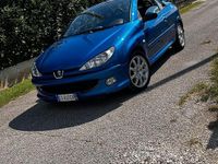 Usata Peugeot 206 CC 109 CV (80 kW) 2005 Blu Cabrio