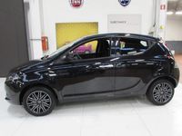 Usata Lancia Ypsilon Gold 70 CV (51 kW) 2021 Nero Utilitaria